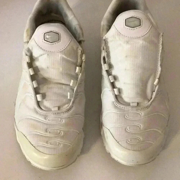 Nike Air Max Plus TN ‘Triple White’ (AJ2029 100) Shoes Size: 6.5Y Preloved - Picture 5 of 6